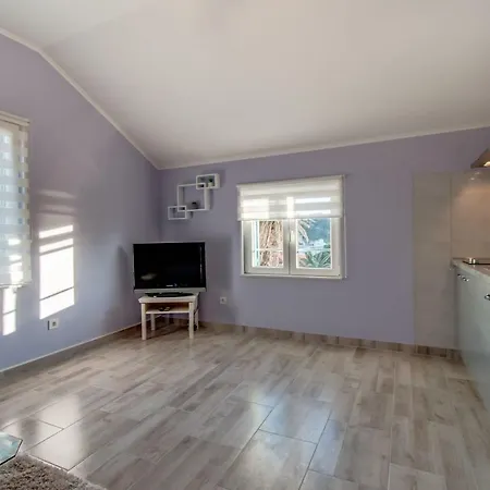 Apartman Leon & Rent A Quad Mali Losinj Exterior photo