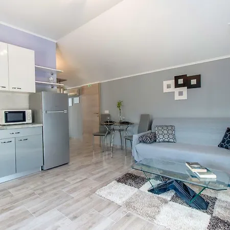 Apartman Leon & Rent A Quad Mali Losinj Exterior photo